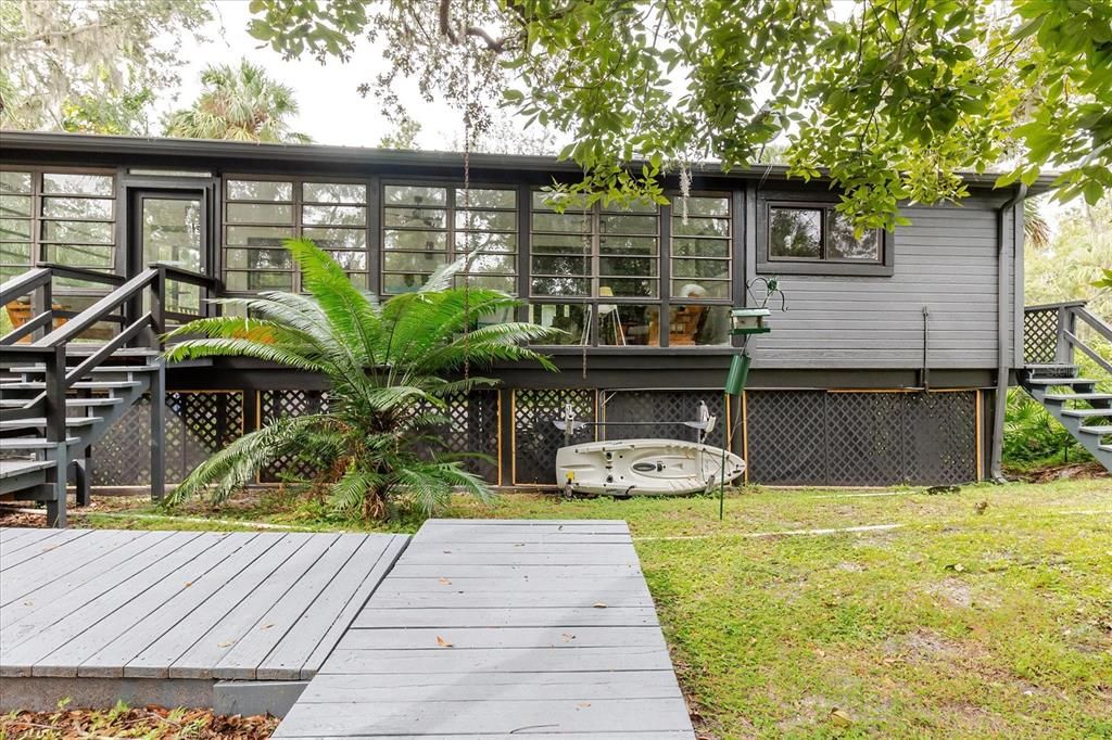 For Sale: $874,000 (6 beds, 3 baths, 2243 Square Feet)