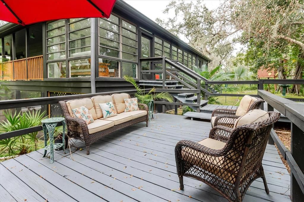 For Sale: $874,000 (6 beds, 3 baths, 2243 Square Feet)