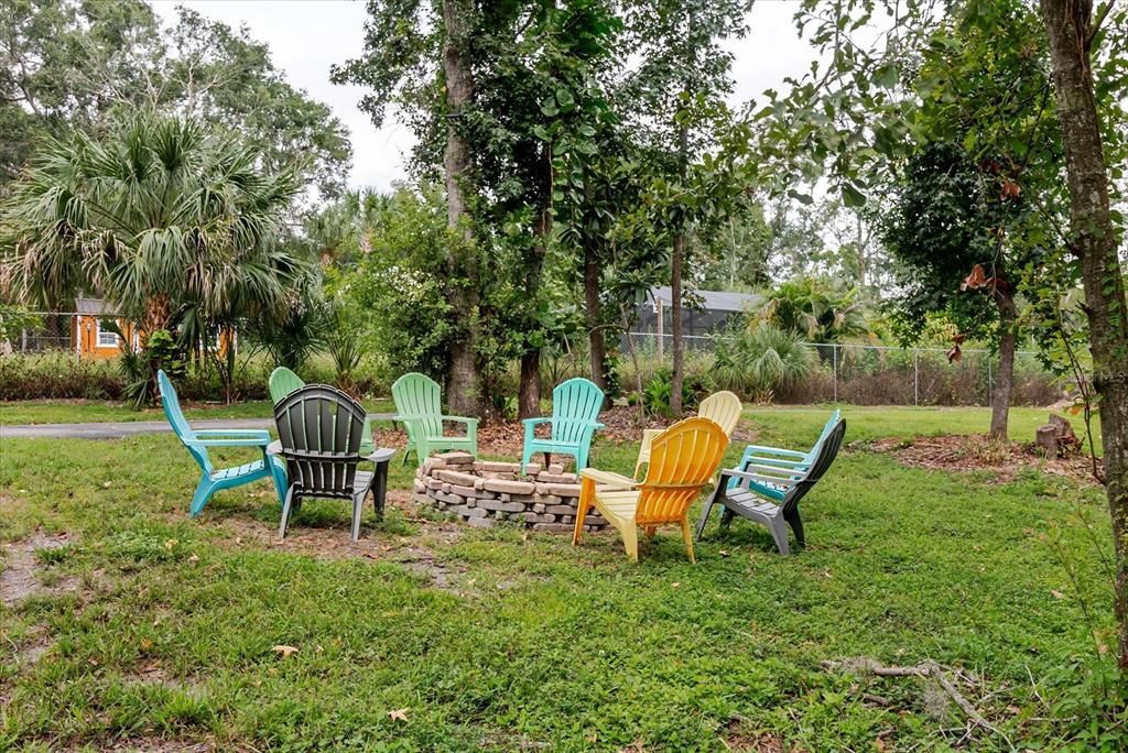 For Sale: $874,000 (6 beds, 3 baths, 2243 Square Feet)