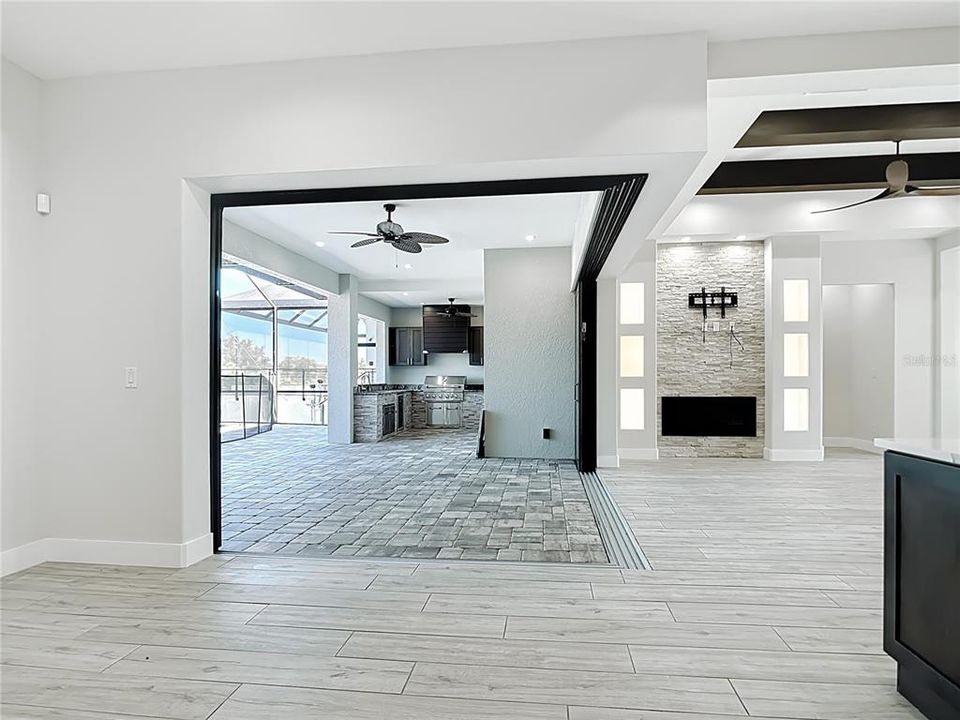 For Sale: $929,000 (3 beds, 3 baths, 2269 Square Feet)