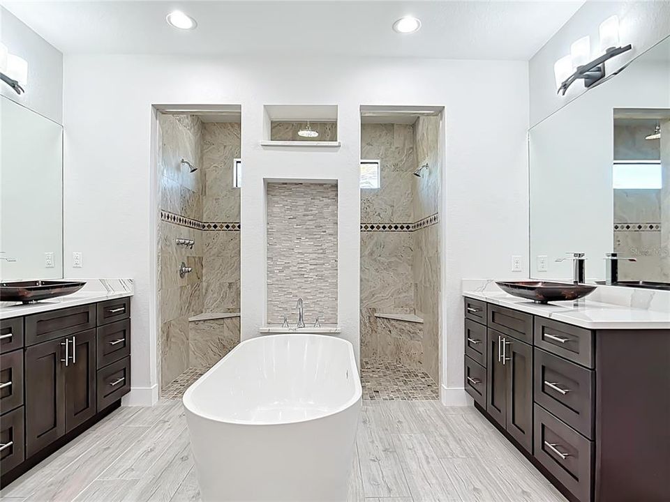 For Sale: $929,000 (3 beds, 3 baths, 2269 Square Feet)