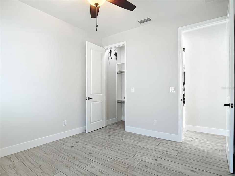 For Sale: $929,000 (3 beds, 3 baths, 2269 Square Feet)