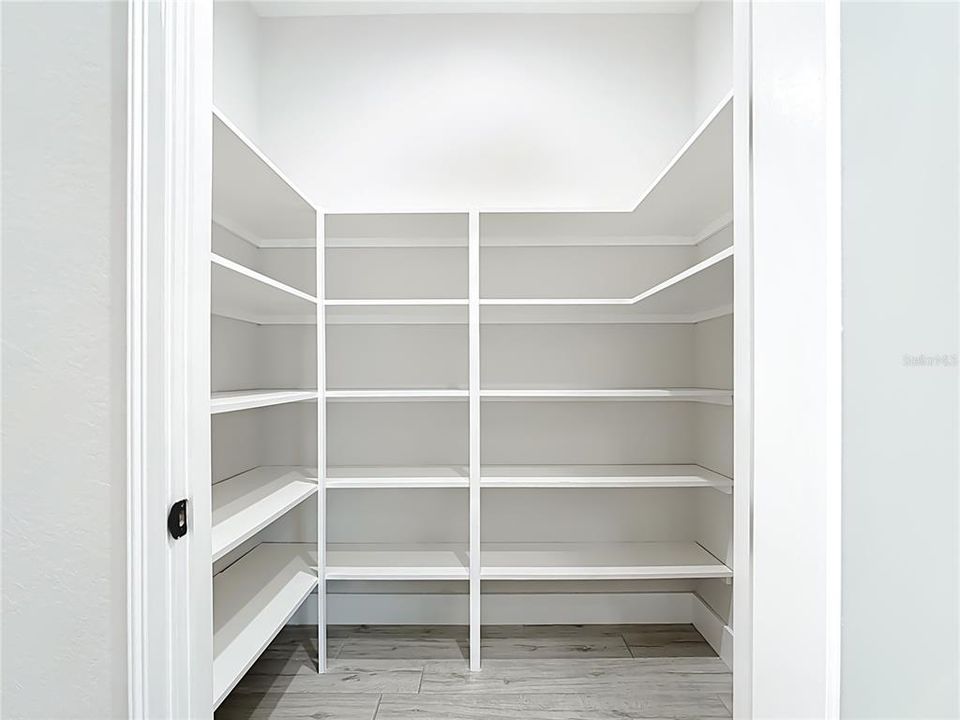 For Sale: $929,000 (3 beds, 3 baths, 2269 Square Feet)