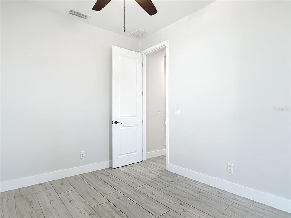 For Sale: $929,000 (3 beds, 3 baths, 2269 Square Feet)