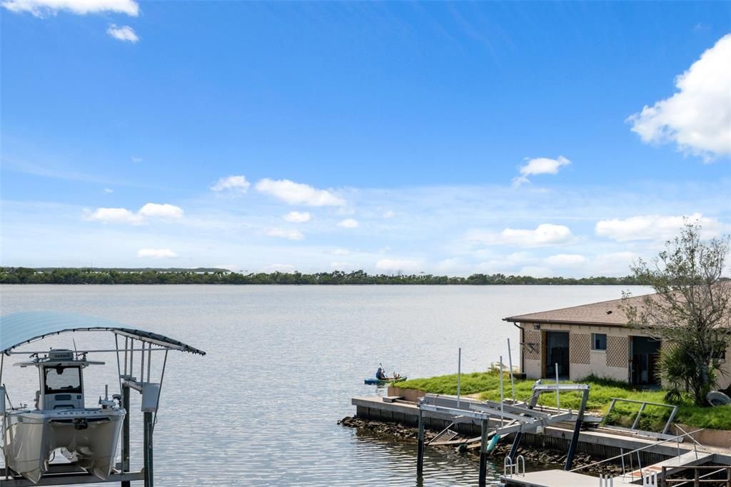 For Sale: $749,900 (6 beds, 3 baths, 2005 Square Feet)