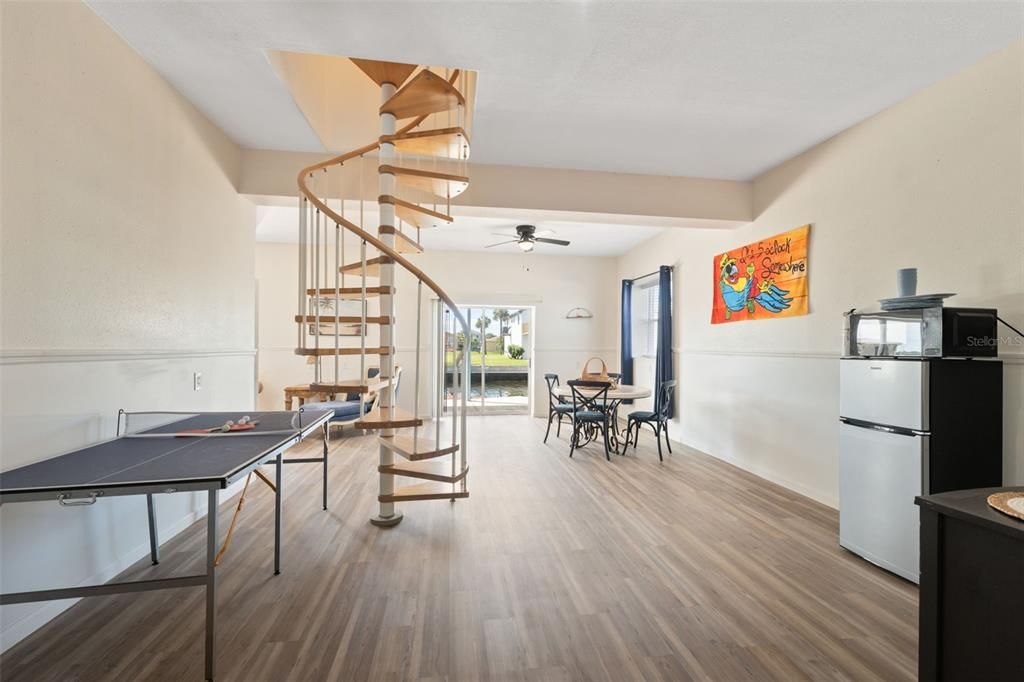 For Sale: $749,900 (6 beds, 3 baths, 2005 Square Feet)