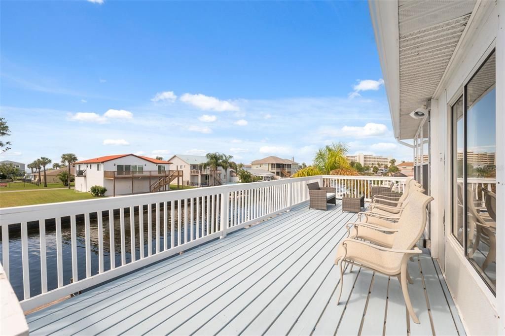 For Sale: $749,900 (6 beds, 3 baths, 2005 Square Feet)