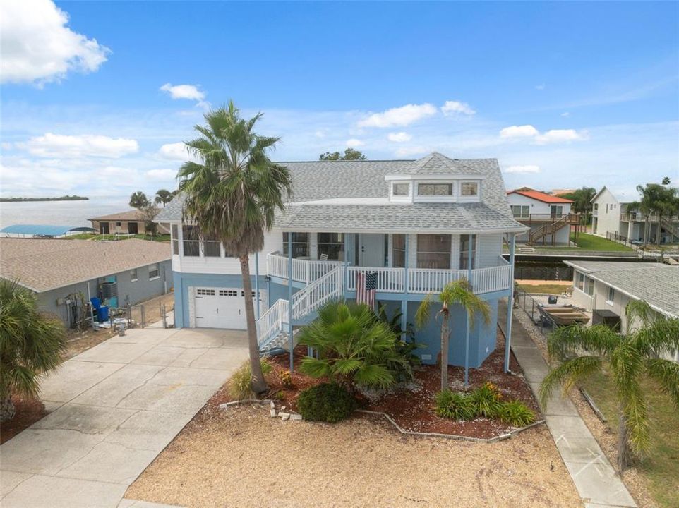 For Sale: $749,900 (6 beds, 3 baths, 2005 Square Feet)