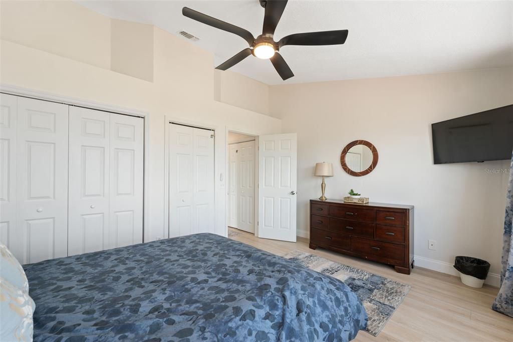 For Sale: $749,900 (6 beds, 3 baths, 2005 Square Feet)