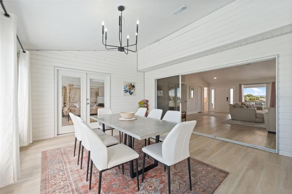 For Sale: $749,900 (6 beds, 3 baths, 2005 Square Feet)