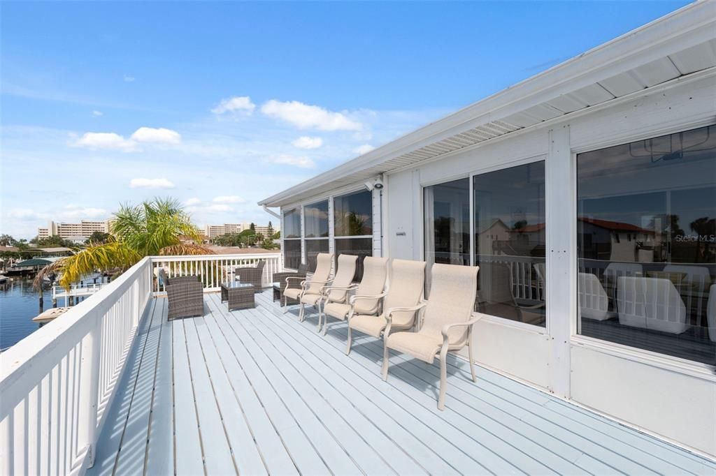 For Sale: $749,900 (6 beds, 3 baths, 2005 Square Feet)