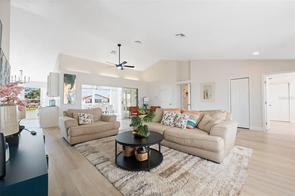 For Sale: $749,900 (6 beds, 3 baths, 2005 Square Feet)