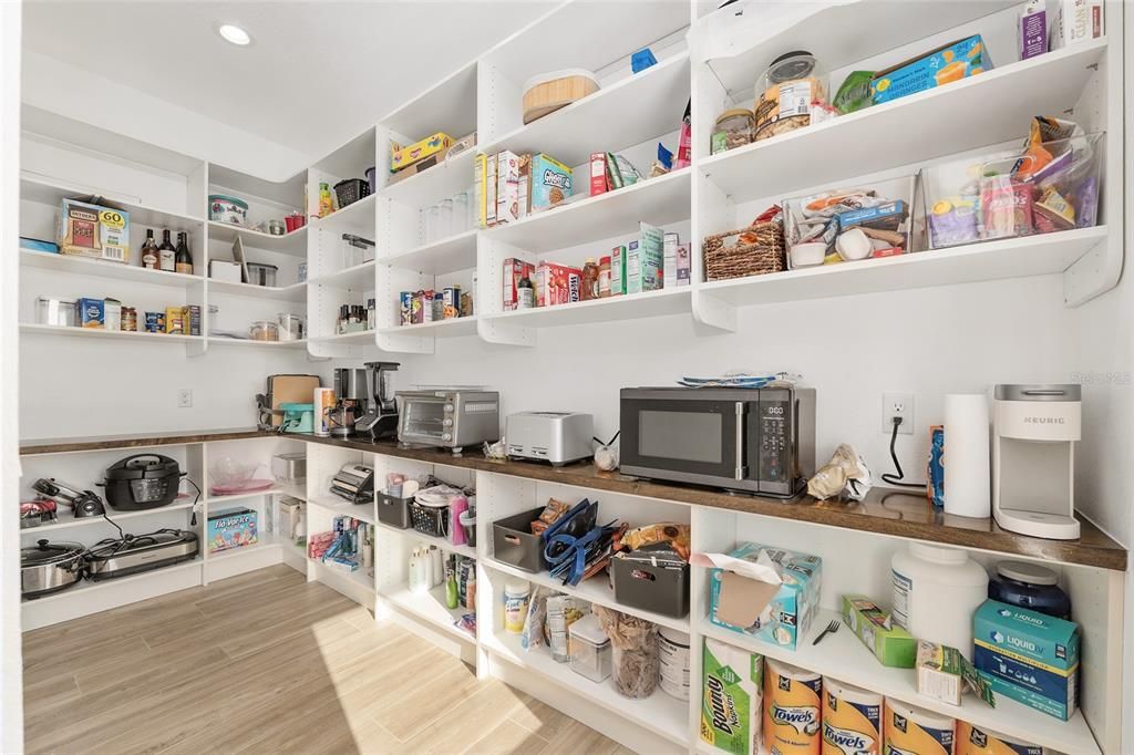 待售: $1,499,000 (4 贝兹, 3 浴室, 2689 平方英尺)