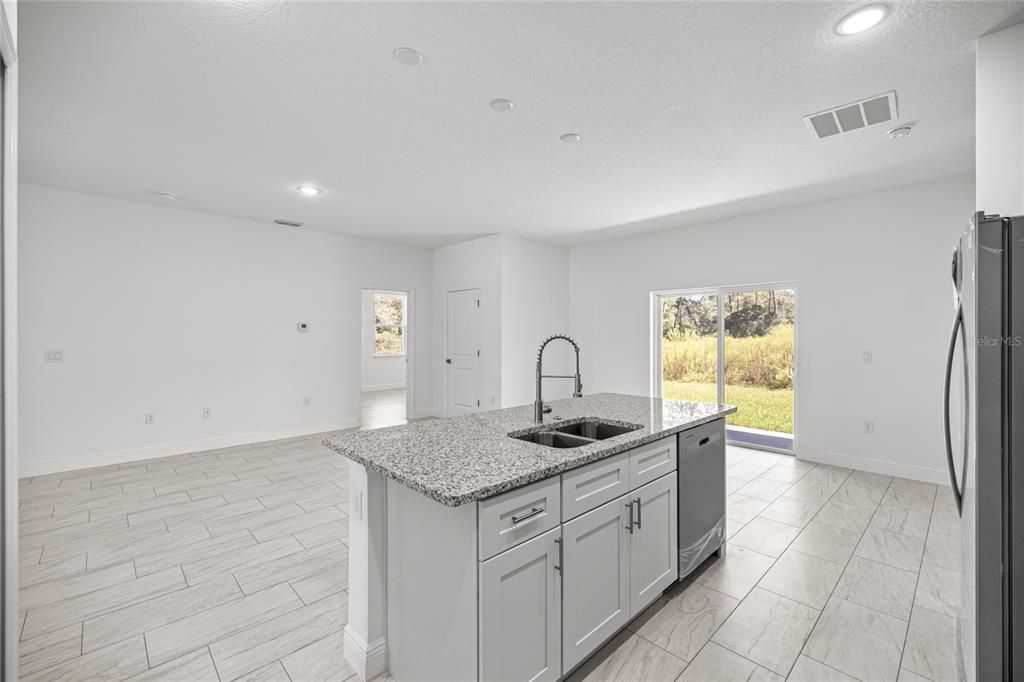 Active With Contract: $305,900 (4 beds, 3 baths, 1827 Square Feet)