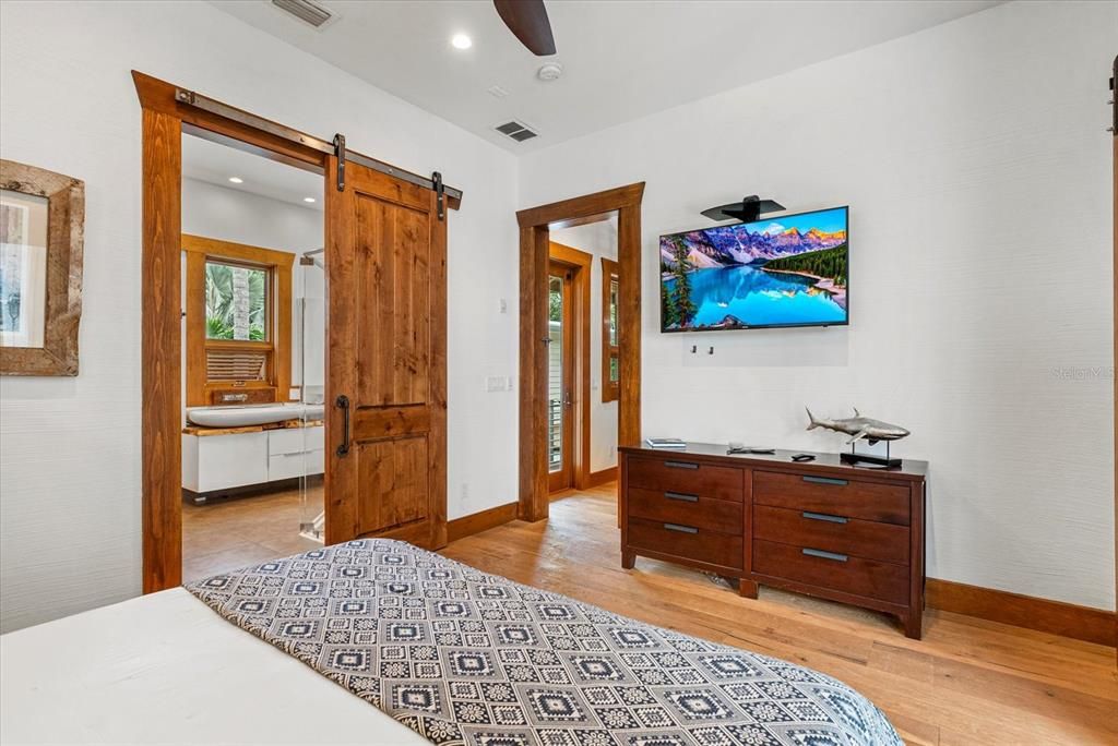 En Venta: $6,900,000 (6 camas, 7 baños, 6455 Pies cuadrados)