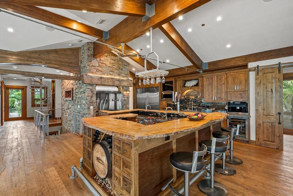 En Venta: $6,900,000 (6 camas, 7 baños, 6455 Pies cuadrados)