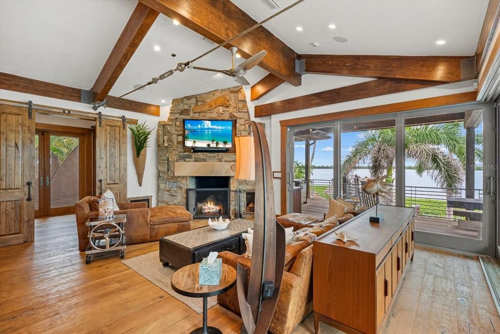 En Venta: $6,900,000 (6 camas, 7 baños, 6455 Pies cuadrados)