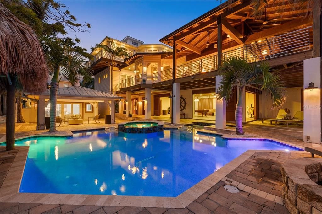 En Venta: $6,900,000 (6 camas, 7 baños, 6455 Pies cuadrados)