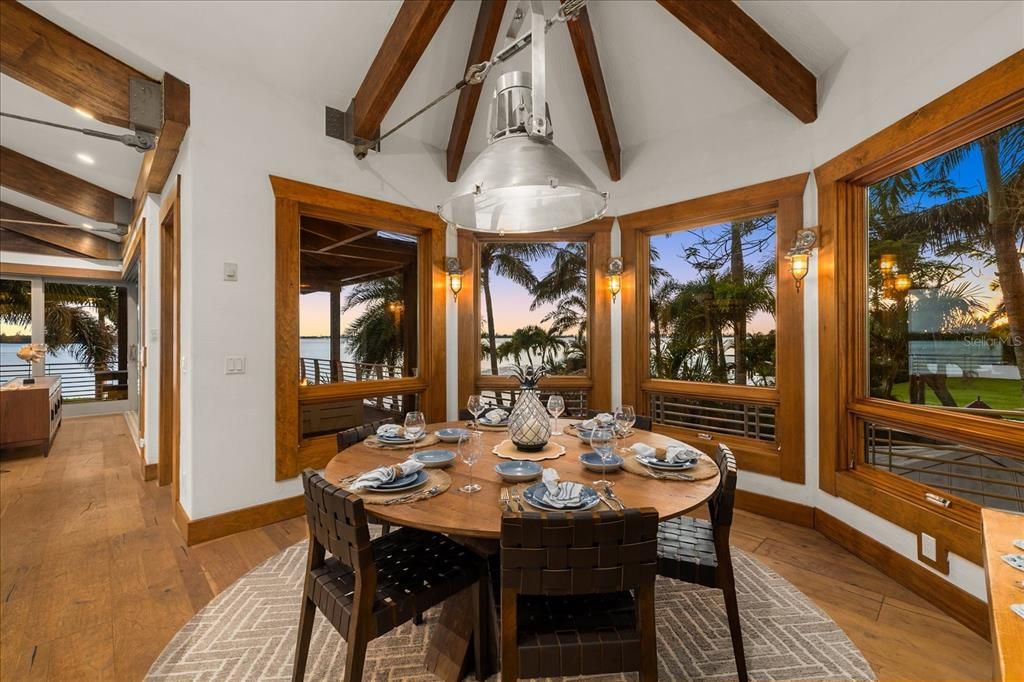 En Venta: $6,900,000 (6 camas, 7 baños, 6455 Pies cuadrados)