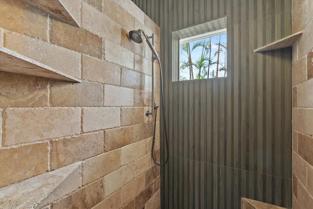 En Venta: $6,900,000 (6 camas, 7 baños, 6455 Pies cuadrados)