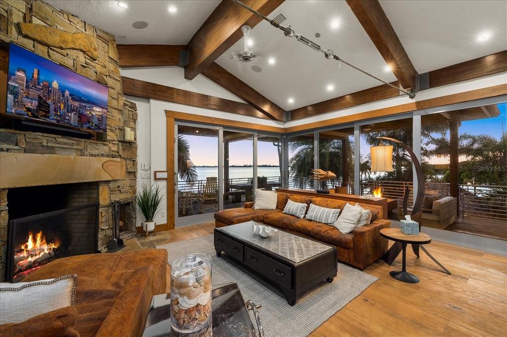 En Venta: $6,900,000 (6 camas, 7 baños, 6455 Pies cuadrados)