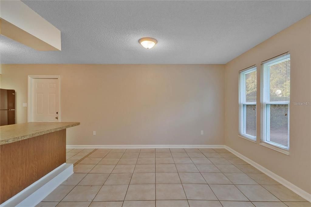 En Venta: $425,000 (0 camas, 0 baños, 1920 Pies cuadrados)