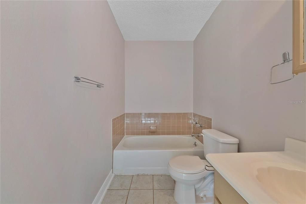 En Venta: $425,000 (0 camas, 0 baños, 1920 Pies cuadrados)