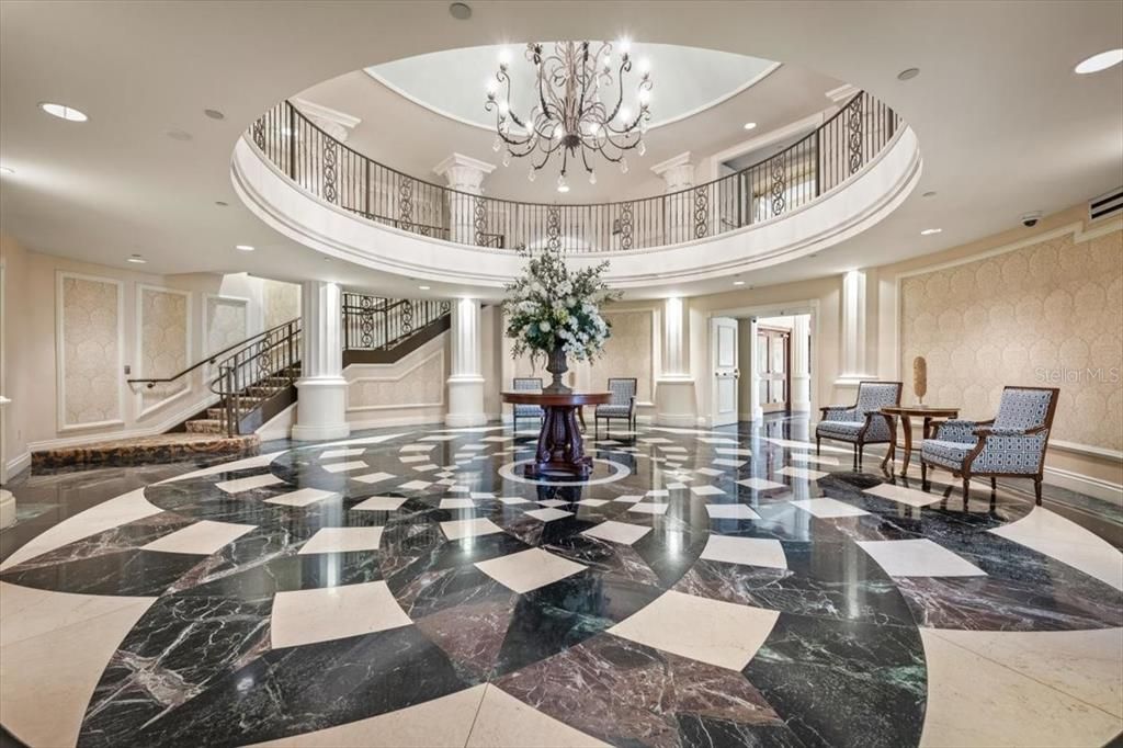 待售: $225,000 (1 贝兹, 1 浴室, 1175 平方英尺)