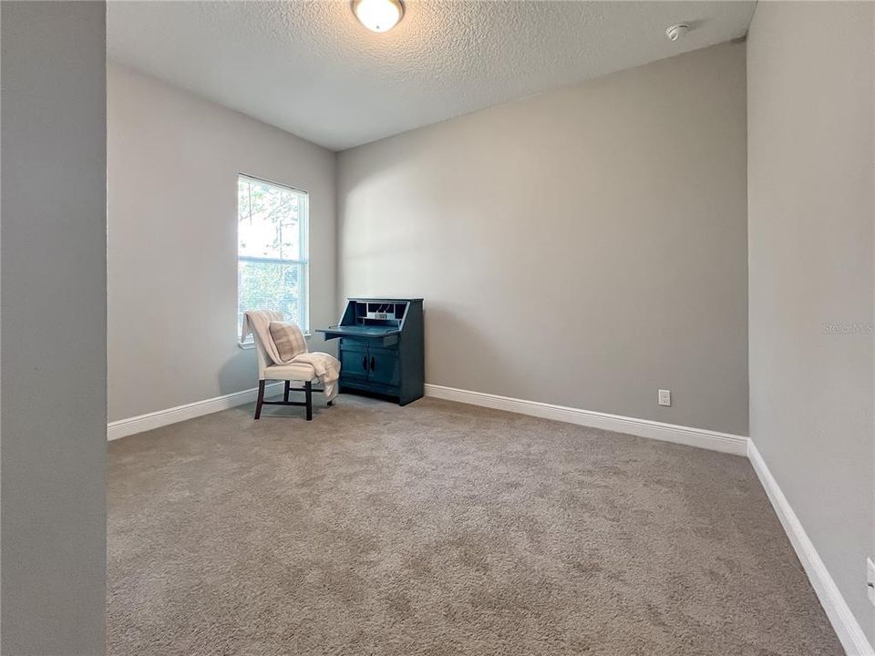 Под контрактом: $825,000 (4 спален, 3 ванн, 2791 Квадратных фут)