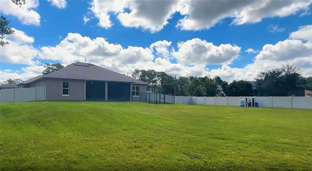 Под контрактом: $825,000 (4 спален, 3 ванн, 2791 Квадратных фут)