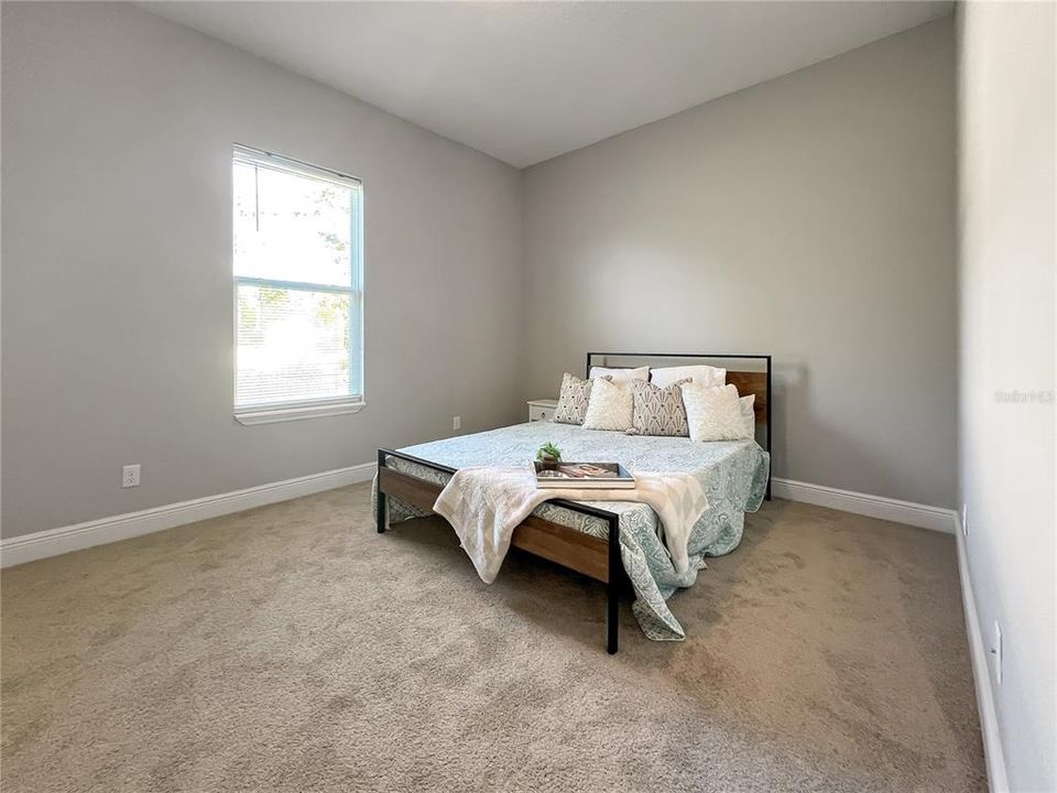 Под контрактом: $825,000 (4 спален, 3 ванн, 2791 Квадратных фут)