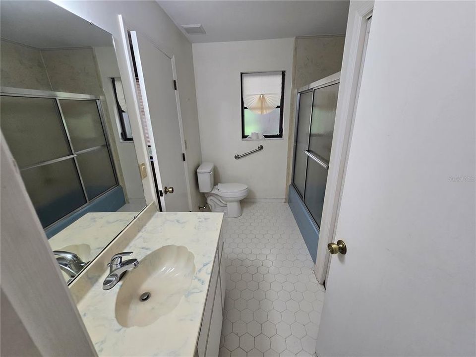 For Sale: $575,000 (3 beds, 2 baths, 2425 Square Feet)