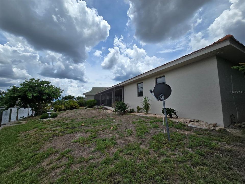 For Sale: $575,000 (3 beds, 2 baths, 2425 Square Feet)