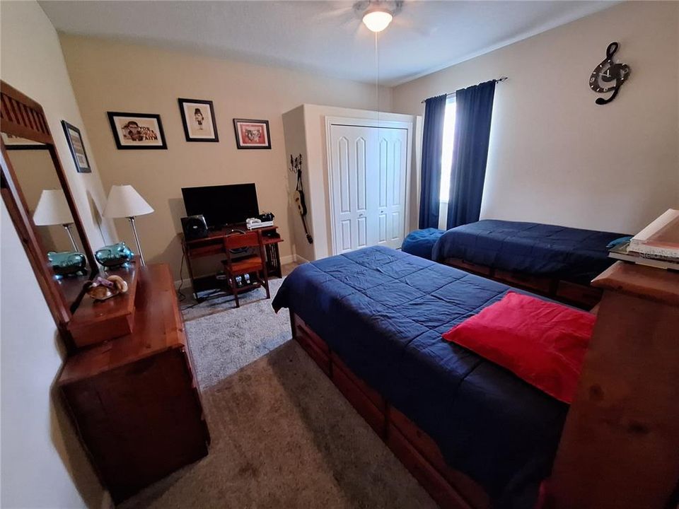 En Venta: $799,900 (4 camas, 4 baños, 3499 Pies cuadrados)