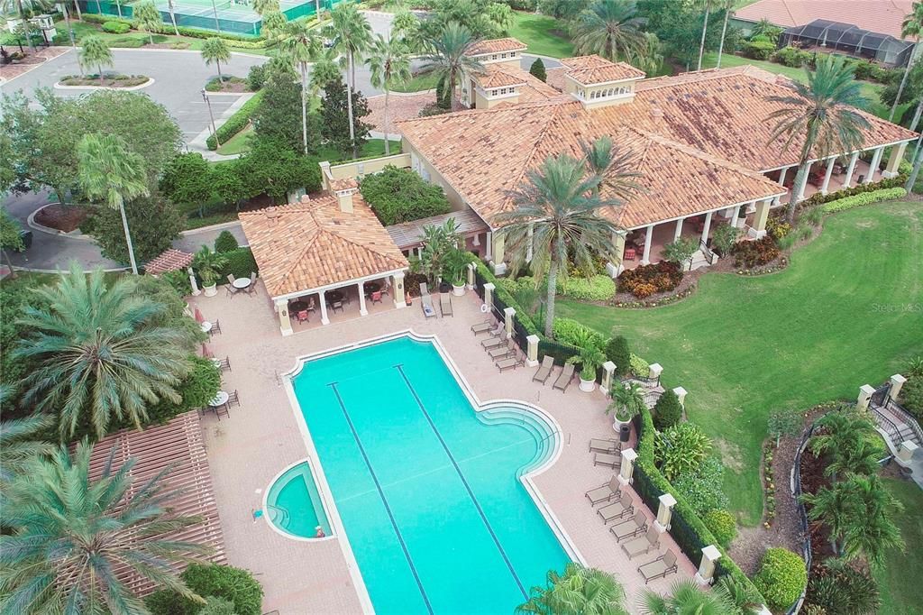 En Venta: $799,900 (4 camas, 4 baños, 3499 Pies cuadrados)