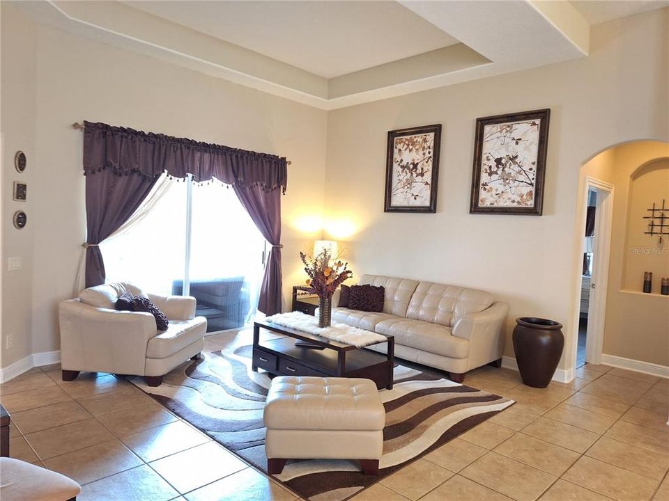 En Venta: $799,900 (4 camas, 4 baños, 3499 Pies cuadrados)