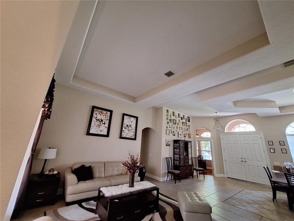 En Venta: $799,900 (4 camas, 4 baños, 3499 Pies cuadrados)