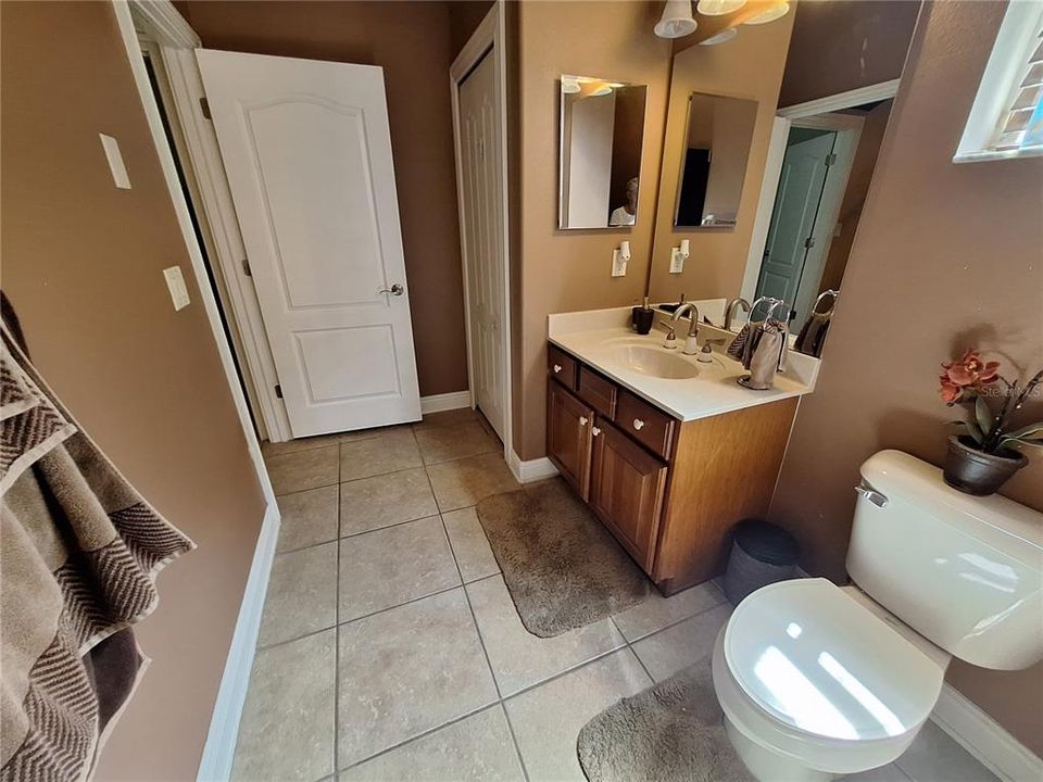 En Venta: $799,900 (4 camas, 4 baños, 3499 Pies cuadrados)