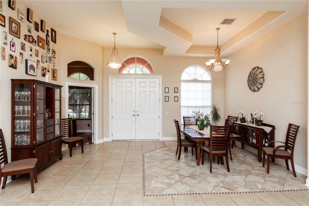 En Venta: $799,900 (4 camas, 4 baños, 3499 Pies cuadrados)