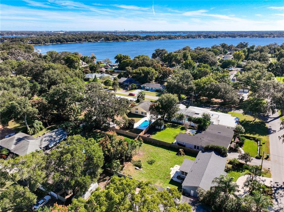 For Sale: $589,500 (3 beds, 3 baths, 1824 Square Feet)