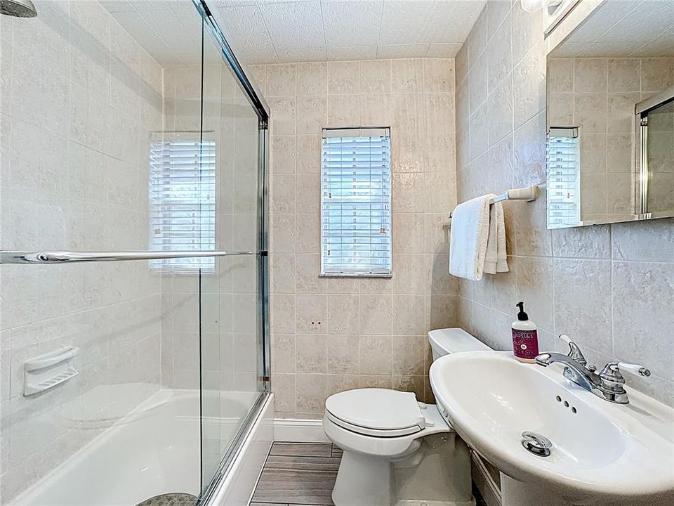 For Sale: $589,500 (3 beds, 3 baths, 1824 Square Feet)