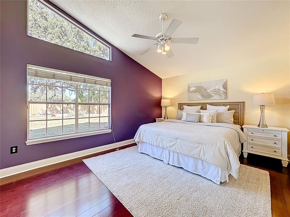 For Sale: $589,500 (3 beds, 3 baths, 1824 Square Feet)