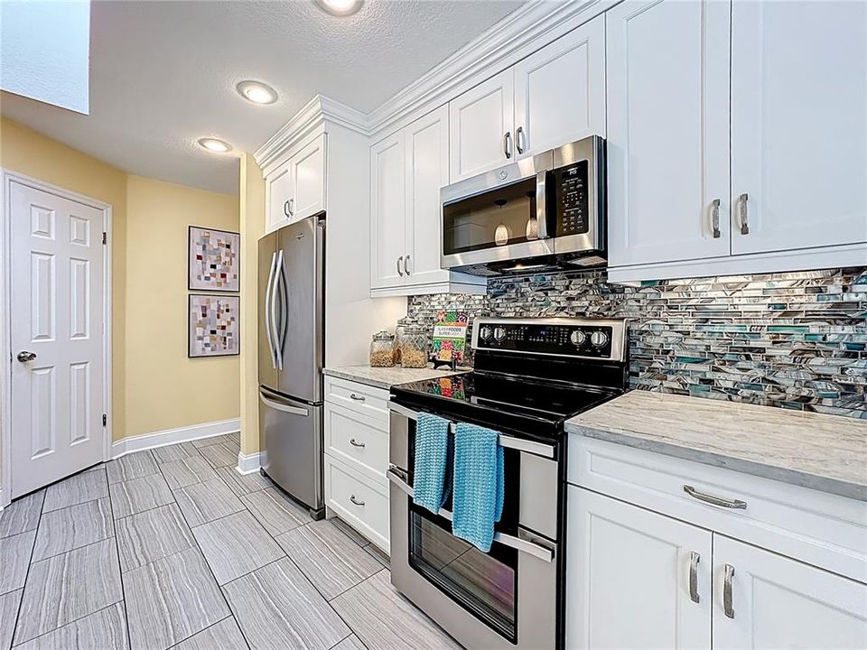 For Sale: $589,500 (3 beds, 3 baths, 1824 Square Feet)