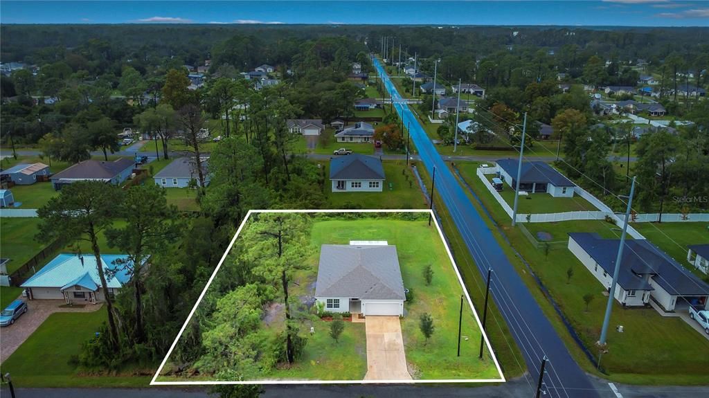 待售: $365,000 (4 贝兹, 2 浴室, 1893 平方英尺)