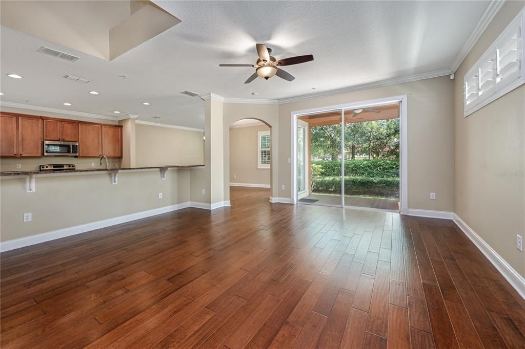 На продажу: $490,000 (4 спален, 2 ванн, 2708 Квадратных фут)