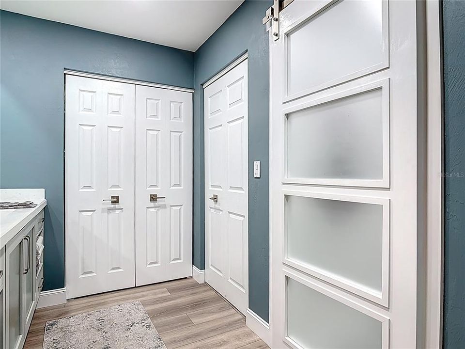 На продажу: $320,000 (2 спален, 2 ванн, 1391 Квадратных фут)