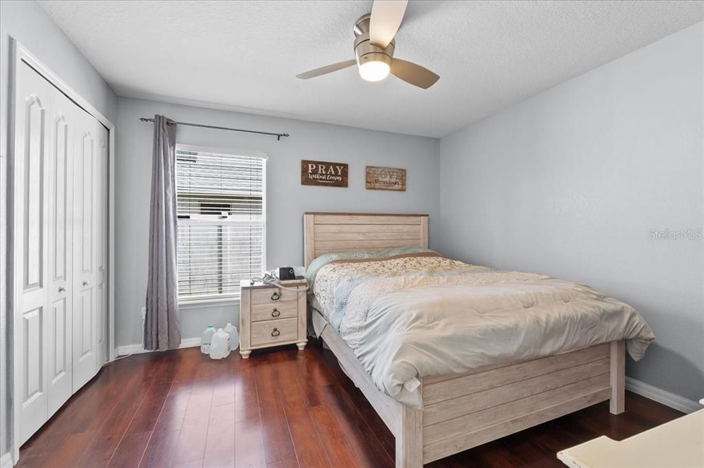 待售: $564,000 (5 贝兹, 3 浴室, 2683 平方英尺)