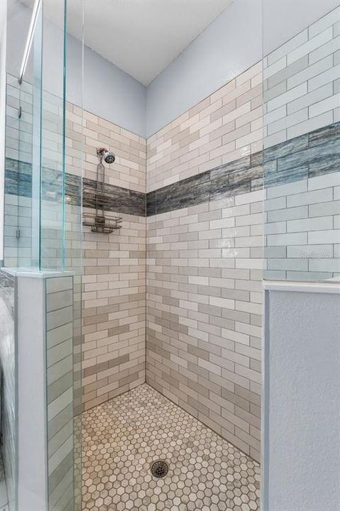 待售: $564,000 (5 贝兹, 3 浴室, 2683 平方英尺)