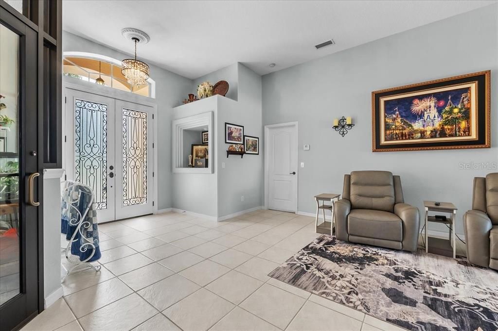 待售: $564,000 (5 贝兹, 3 浴室, 2683 平方英尺)