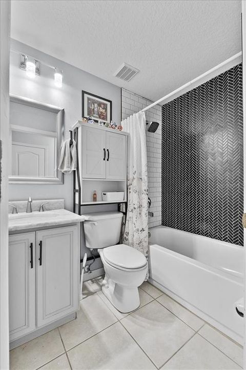 待售: $564,000 (5 贝兹, 3 浴室, 2683 平方英尺)